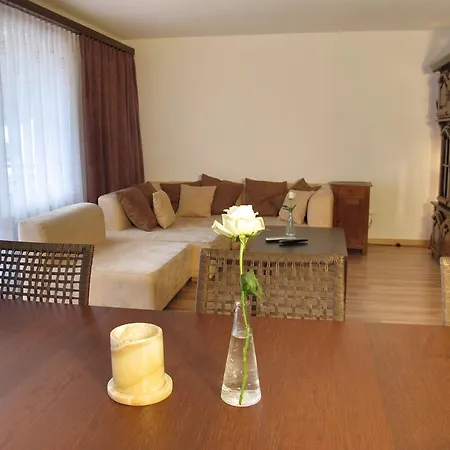 Apartment Haus Apollo Saas-Almagell